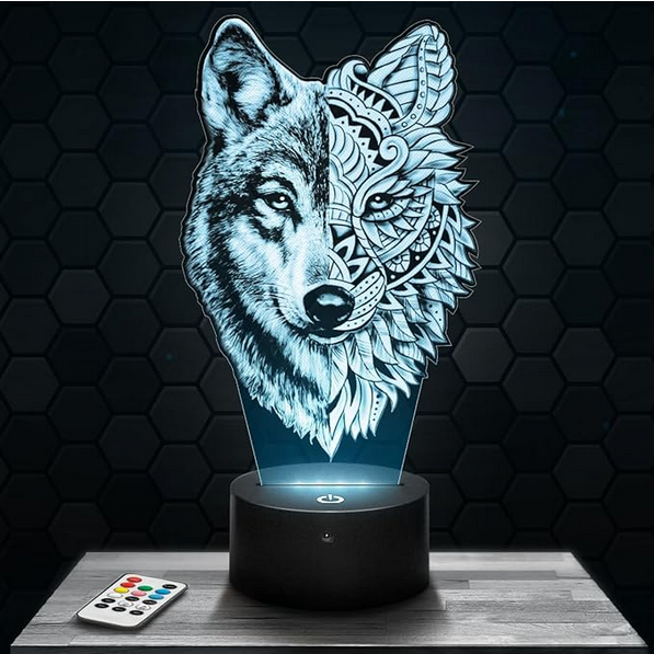 lampe avec une tête de loup avec la partie droite dans le style mandala