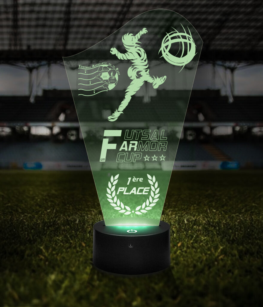 lampe trophée avec un sportif de football